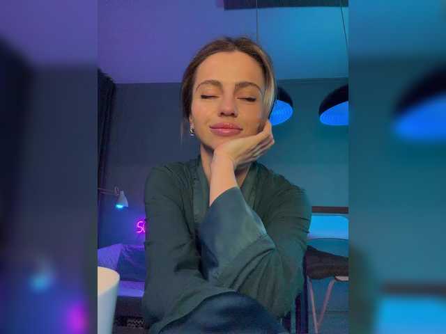 Nataliecroys from BongaCams is Freechat