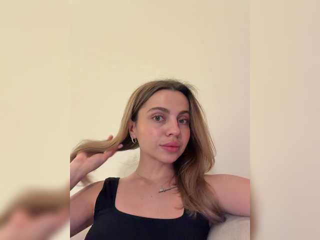 Nataliecroys's BongaCams show and profile