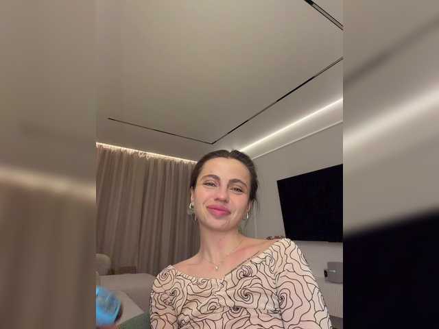 Nataliecroys's BongaCams show and profile