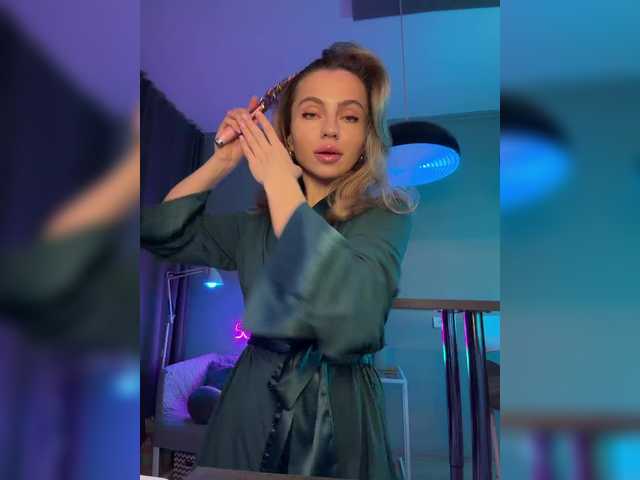 Nataliecroys from BongaCams is Freechat