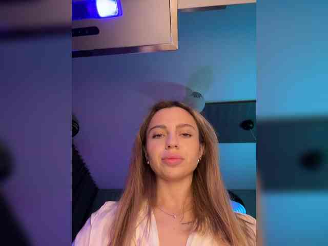 Nataliecroys webcam