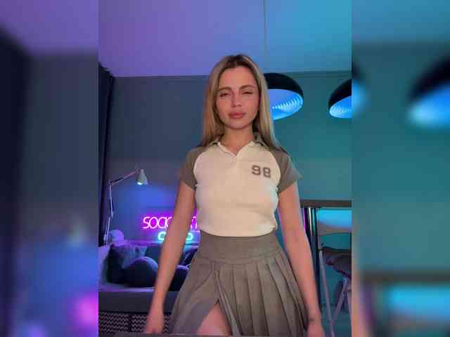 Nataliecroys webcam