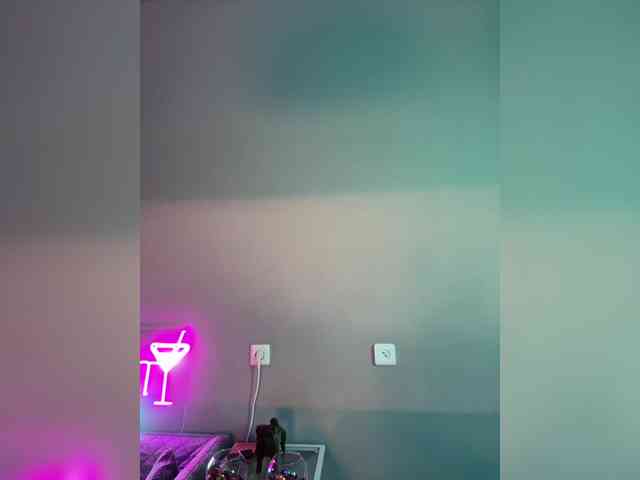 Nataliecroys webcam