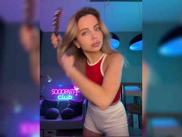 Nataliecroys webcam
