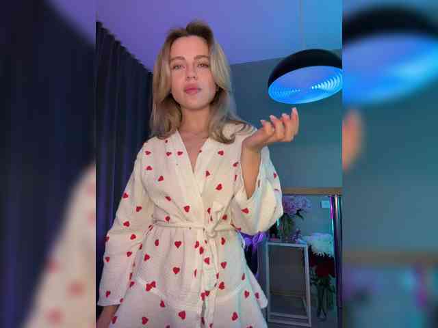 Nataliecroys webcam