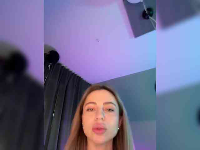 Nataliecroys webcam