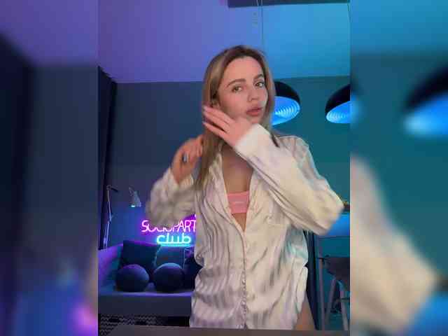 Nataliecroys webcam
