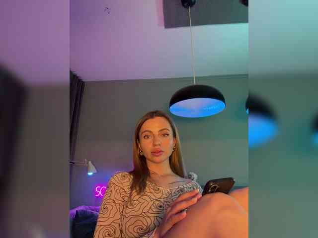 Nataliecroys Live Webcam on BongaCams