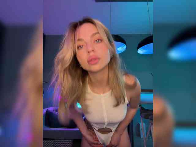 Nataliecroys webcam