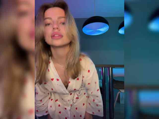Nataliecroys webcam