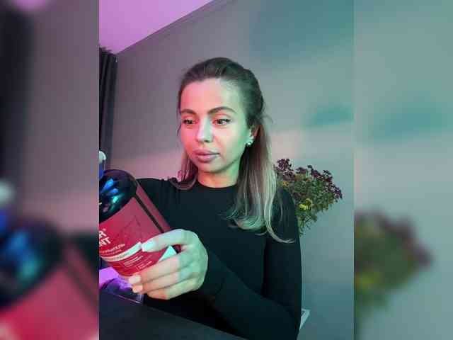 Nataliecroys webcam