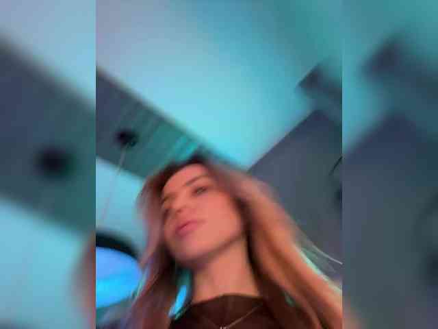 Nataliecroys webcam