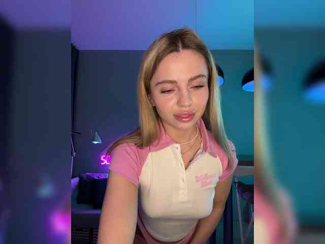 Nataliecroys webcam