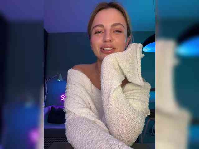 Nataliecroys webcam