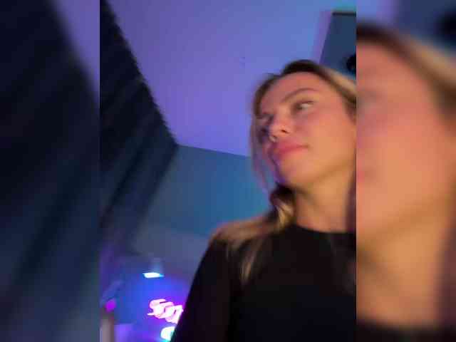 Nataliecroys webcam