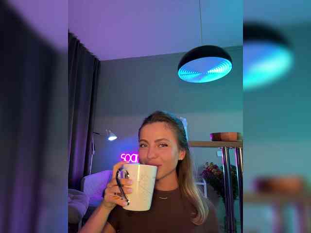 Nataliecroys webcam