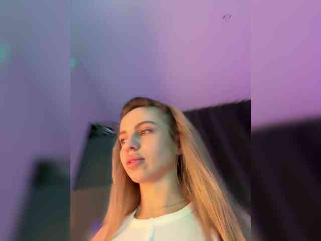 Nataliecroys webcam