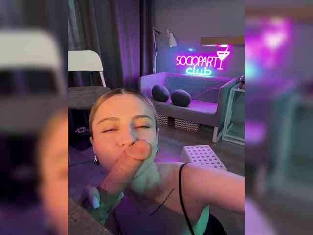 Nataliecroys webcam