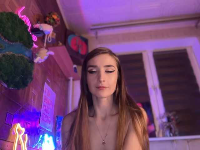 CandyBoom's BongaCams show and profile