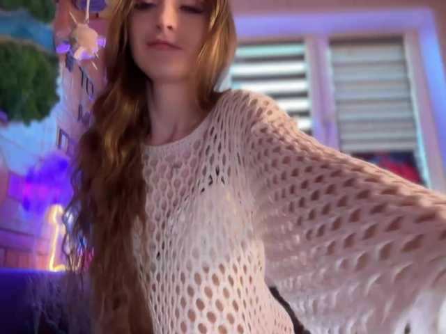 CandyBoom's BongaCams show and profile