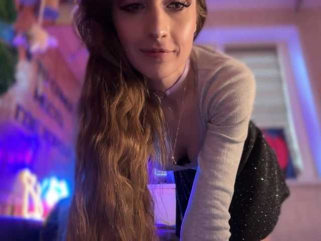 CandyBoom's BongaCams profile