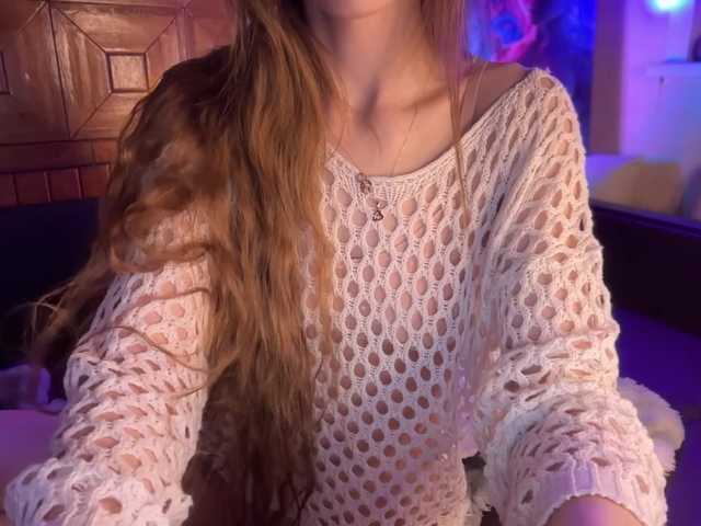 CandyBoom's BongaCams show and profile