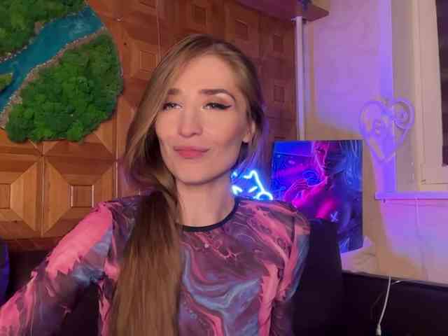 CandyBoom Live Webcam on BongaCams