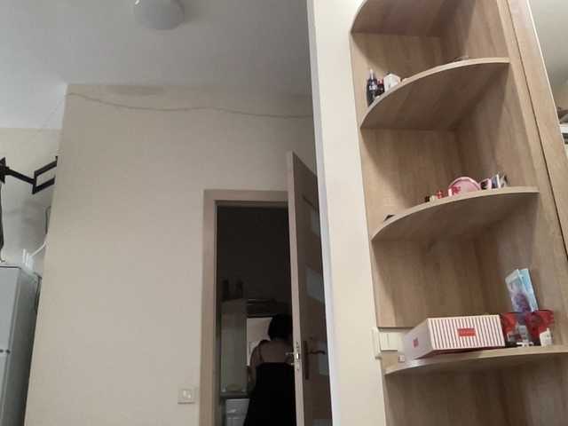 HotMilfPussy's BongaCams show and profile