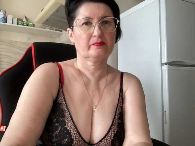 HotMilfPussy from BongaCams is Freechat