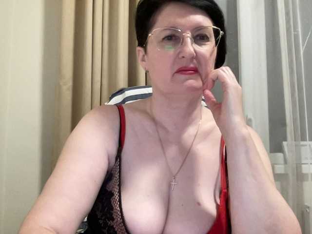 HotMilfPussy from BongaCams is Freechat
