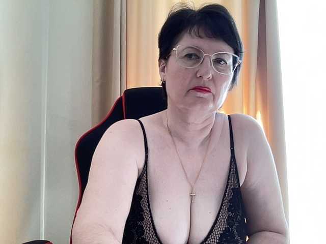  HotMilfPussy chat room