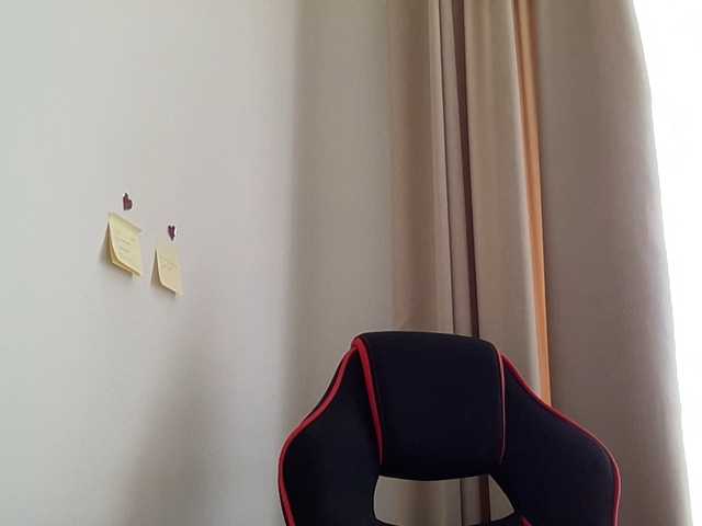  HotMilfPussy chat room
