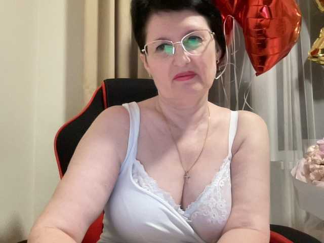 Masturbate to HotMilfPussy, she wants to masturbate for you HotMilfPussy from BongaCams