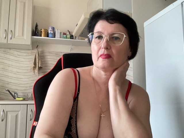 HotMilfPussy from BongaCams is Freechat