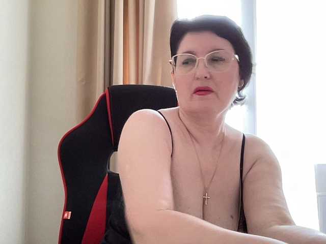  HotMilfPussy chat room