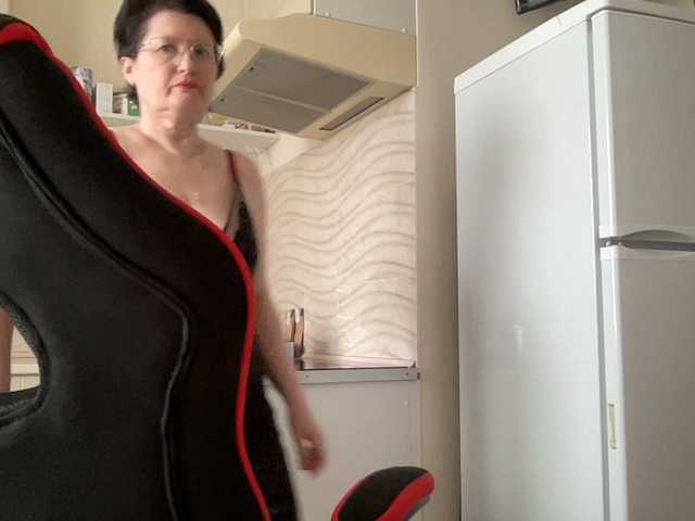 HotMilfPussy from BongaCams is Freechat