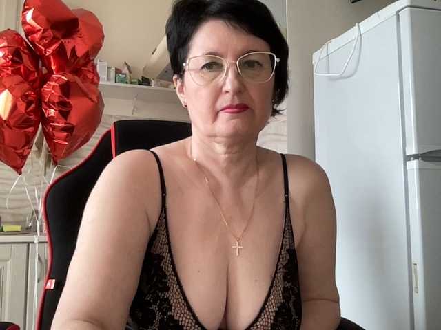 HotMilfPussy from BongaCams