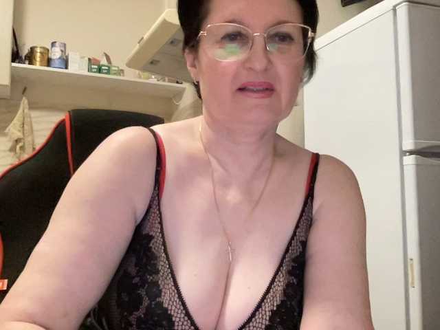 стрип от HotMilfPussy