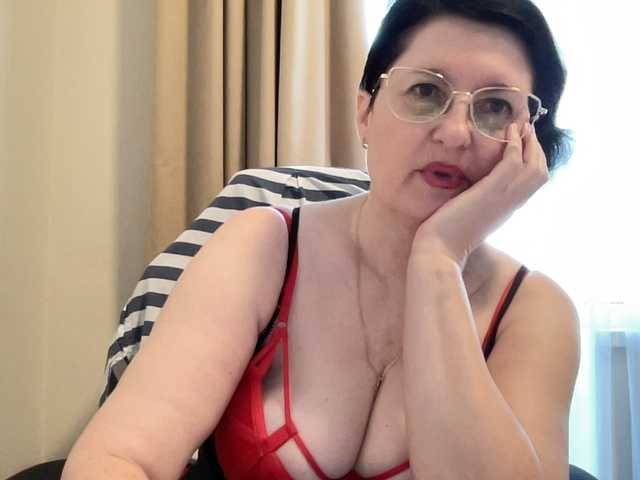 HotMilfPussy from BongaCams is Freechat