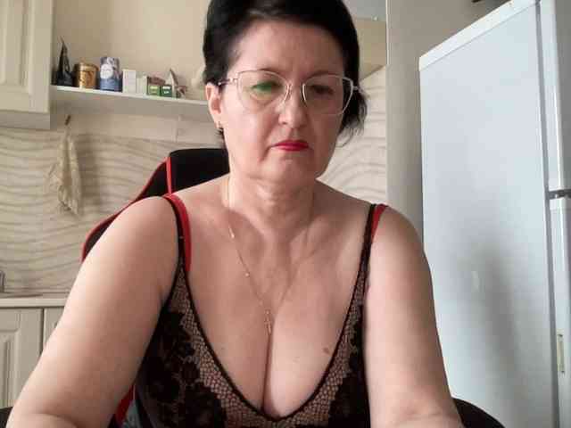 HotMilfPussy webcam