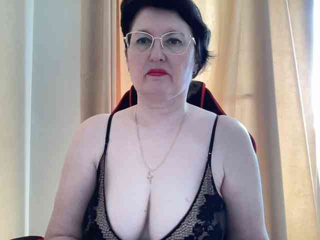 HotMilfPussy Live Webcam on BongaCams