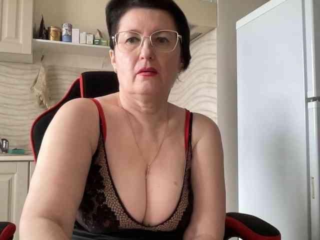 HotMilfPussy webcam