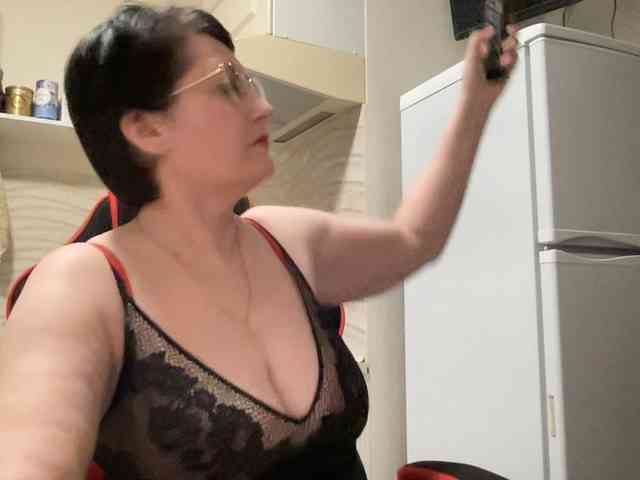 HotMilfPussy Live Webcam on BongaCams