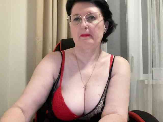 HotMilfPussy Live Webcam on BongaCams