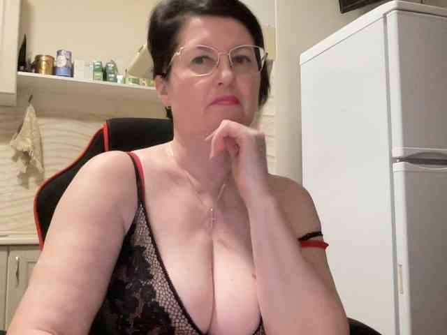 HotMilfPussy webcam