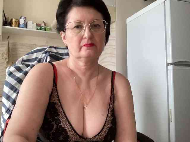 HotMilfPussy webcam