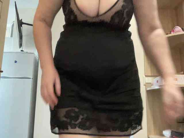 HotMilfPussy webcam