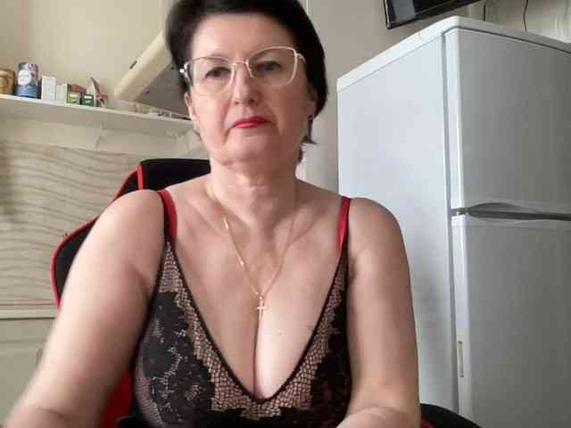 HotMilfPussy webcam