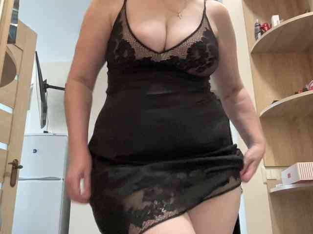 HotMilfPussy webcam