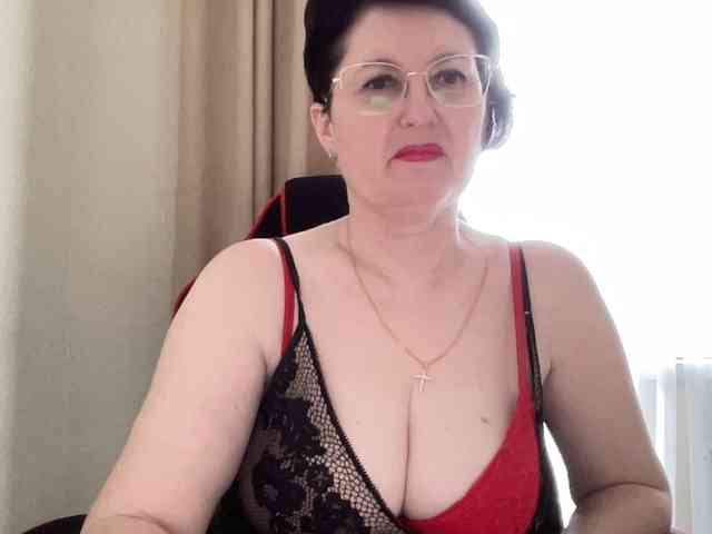 HotMilfPussy webcam